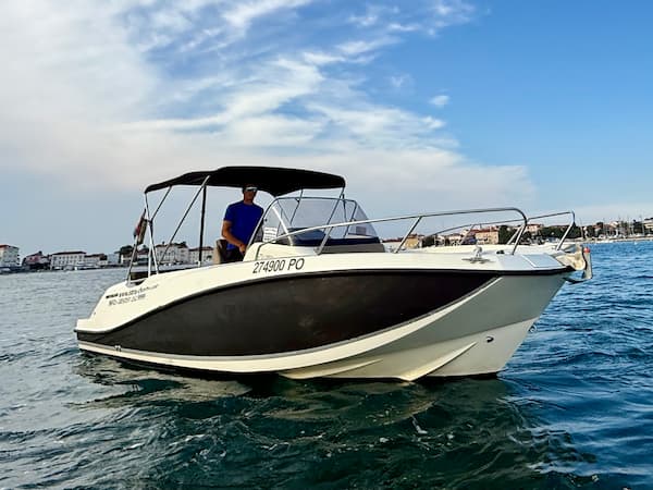 Quicksilver 675 Open Blue boat